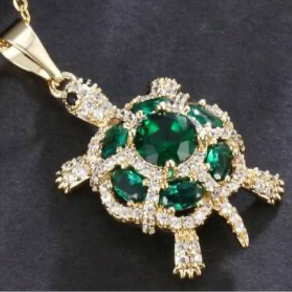 Elegant Xuping Jewelry Charm Gold & Green Sea Turtle Fashion Jewelry Pendant New - Picture 1 of 10